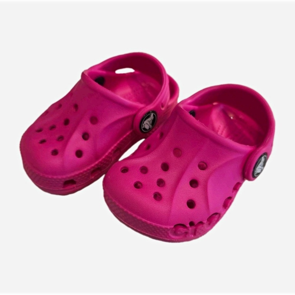 Crocs Classic Clog Kids Pink US 4 Lightweight Rubber Clog Sandals Logo Strap